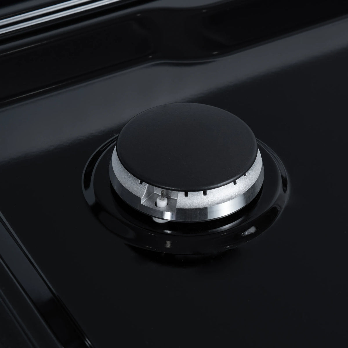 FORNO 36-inch gas cooktop burner with black cap and grate