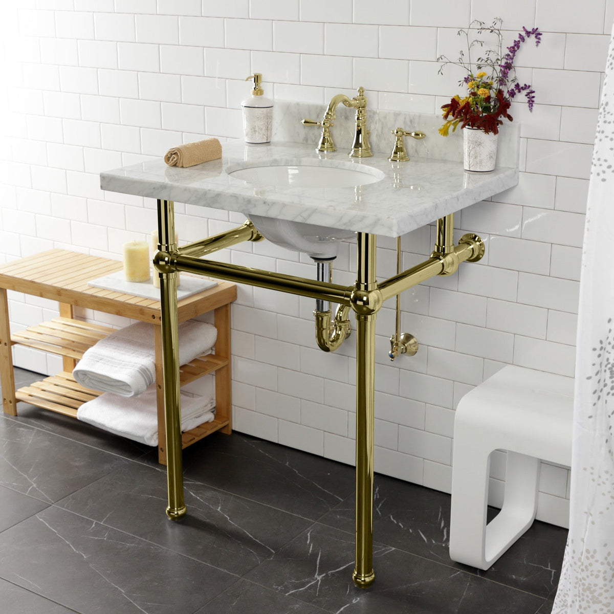 American Classic Widespread Bathroom Faucet with Pop-Up Drain in Polished Brass