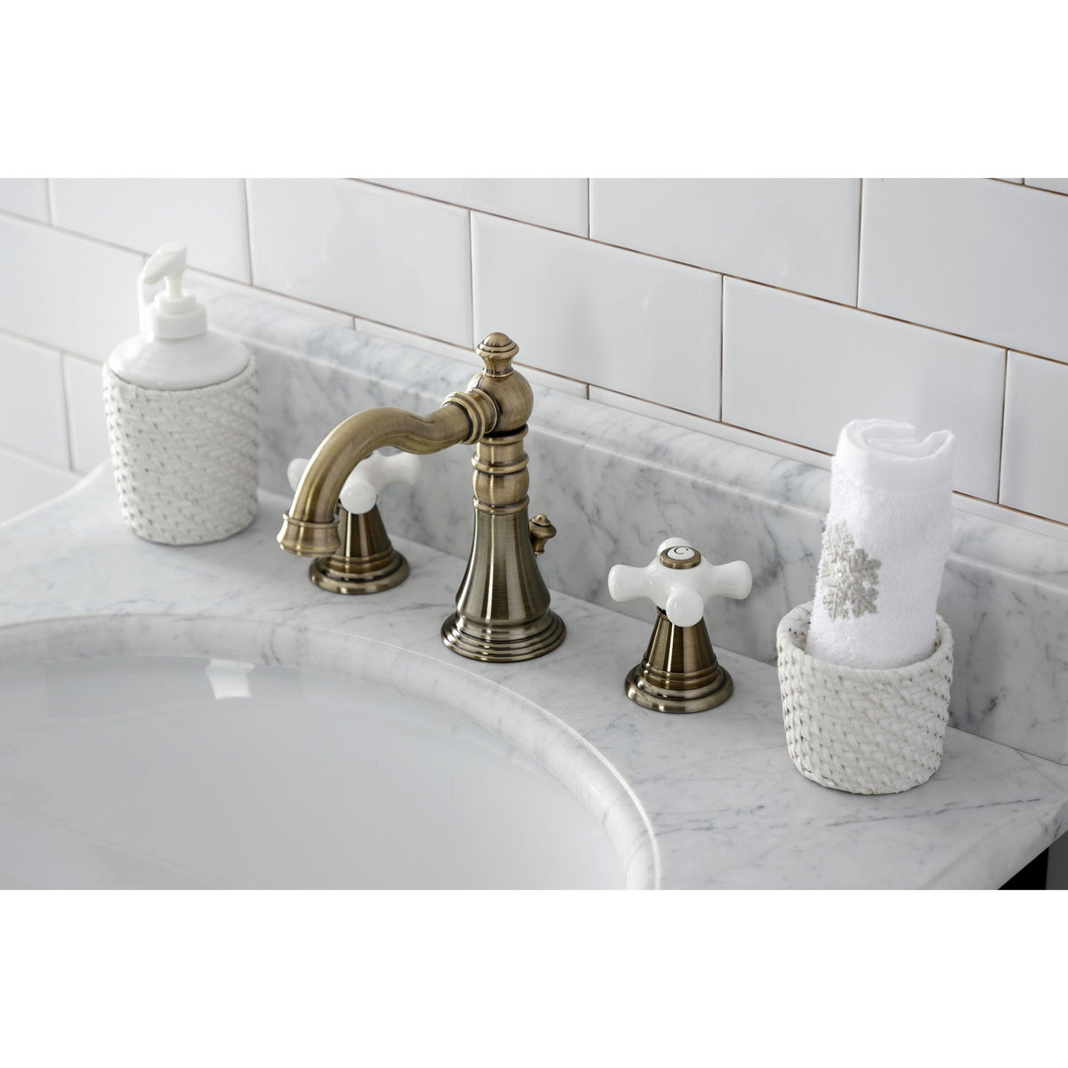American Classic Widespread Bathroom Faucet with Brass Pop-Up in Antique Brass