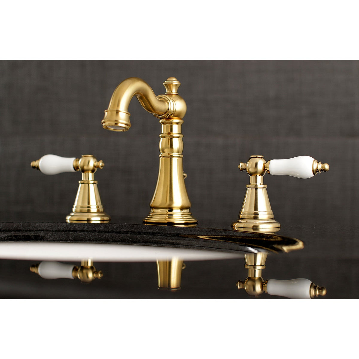 English Classic Widespread Bathroom Faucet with Brass Pop-Up in Brushed Brass