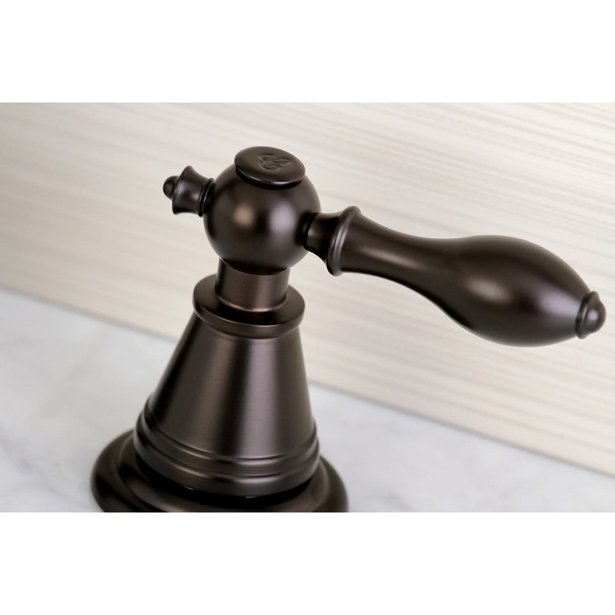 English Classic Widespread Bathroom Faucet with Pop-Up Drain in Oil Rubbed Bronze