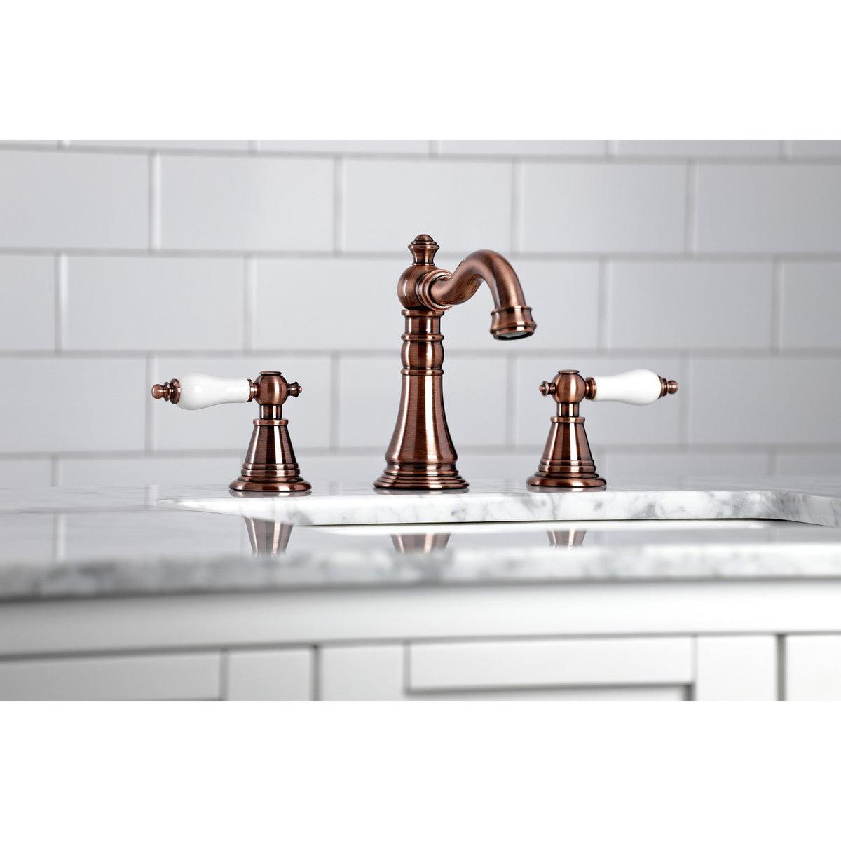 English Classic Widespread Bathroom Faucet with Brass Pop-Up in Antique Copper