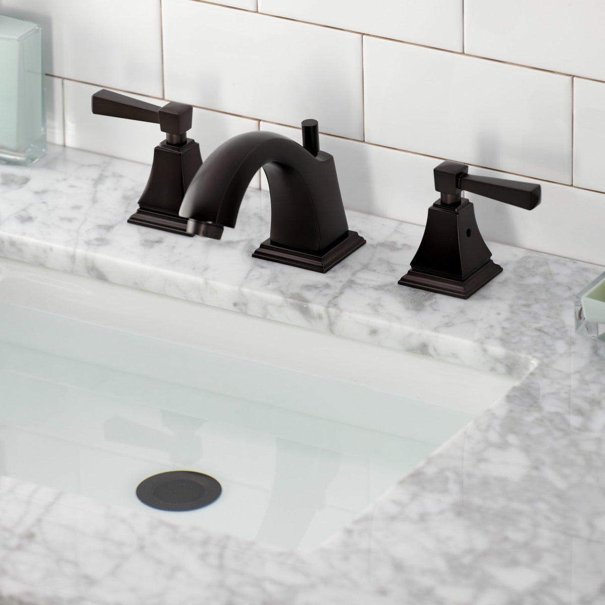 Concord Widespread Bathroom Faucet with Pop-Up Drain in Oil Rubbed Bronze