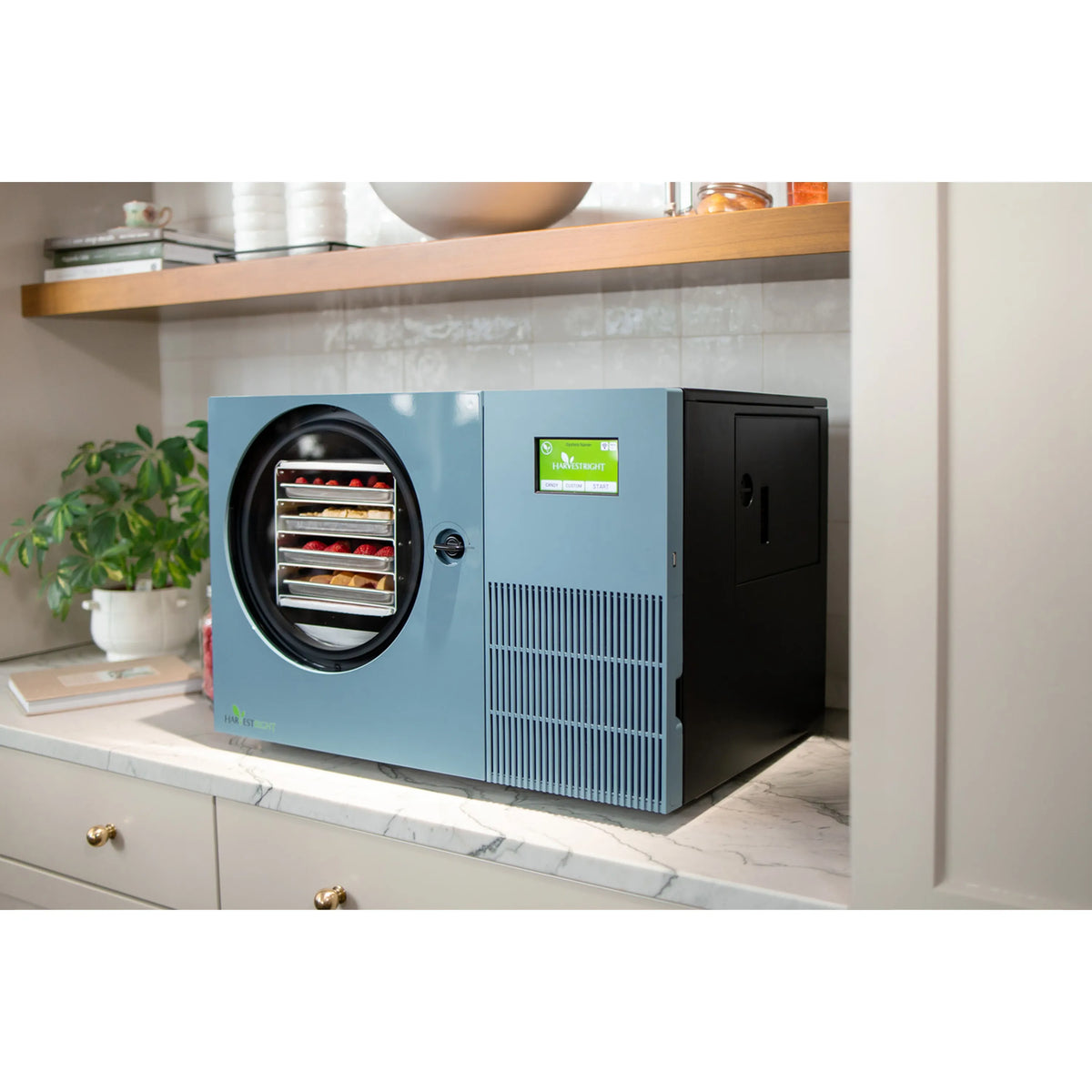 Harvest Right Countertop Pro Freeze Dryer, 4 Tray & Mylar Starter Kit in Pale Blue (HRFDCAZ-PP)