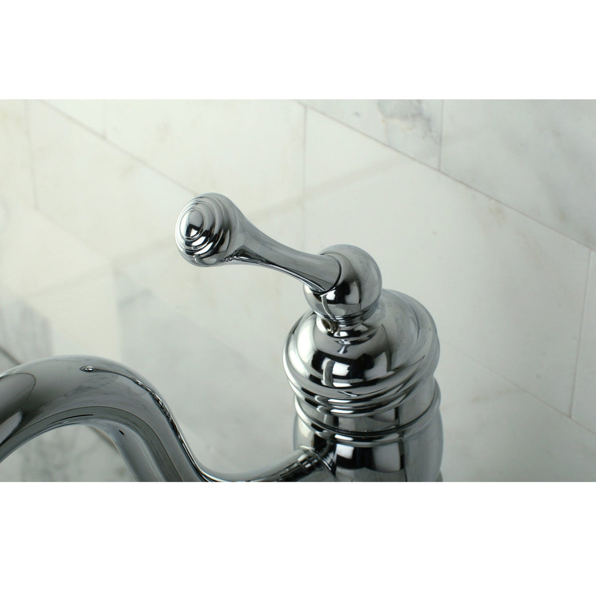 Heritage Single-Handle Vessel Sink Faucet in Polished Chrome