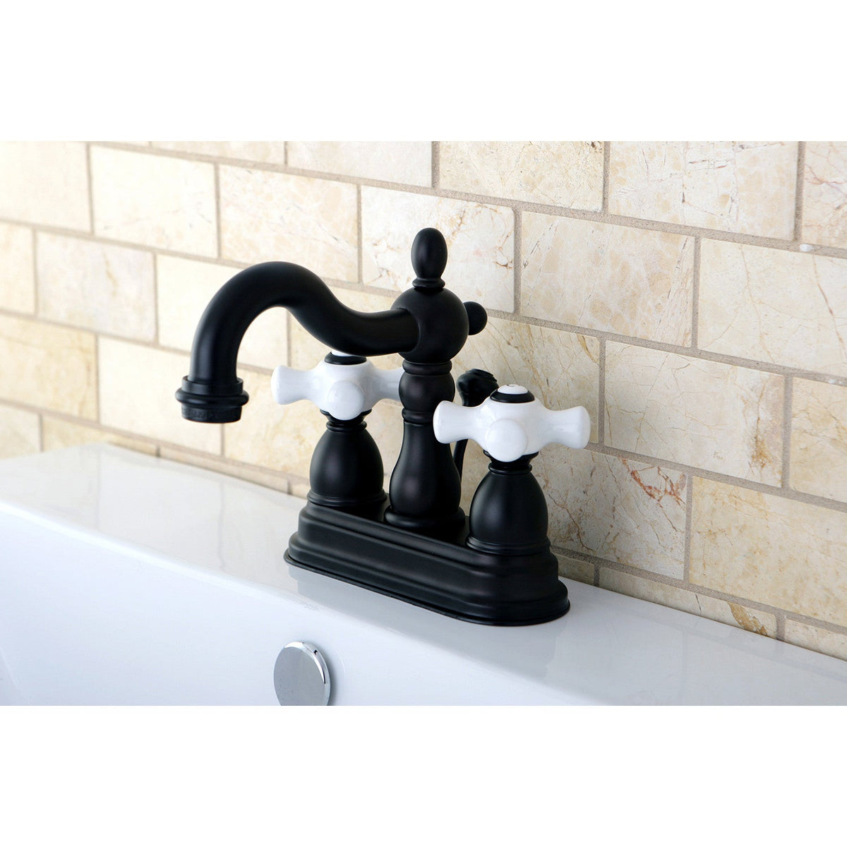 Heritage Double-Handle 4" Centerset Bathroom Faucet with Pop-Up Drain in Oil Rubbed Bronze