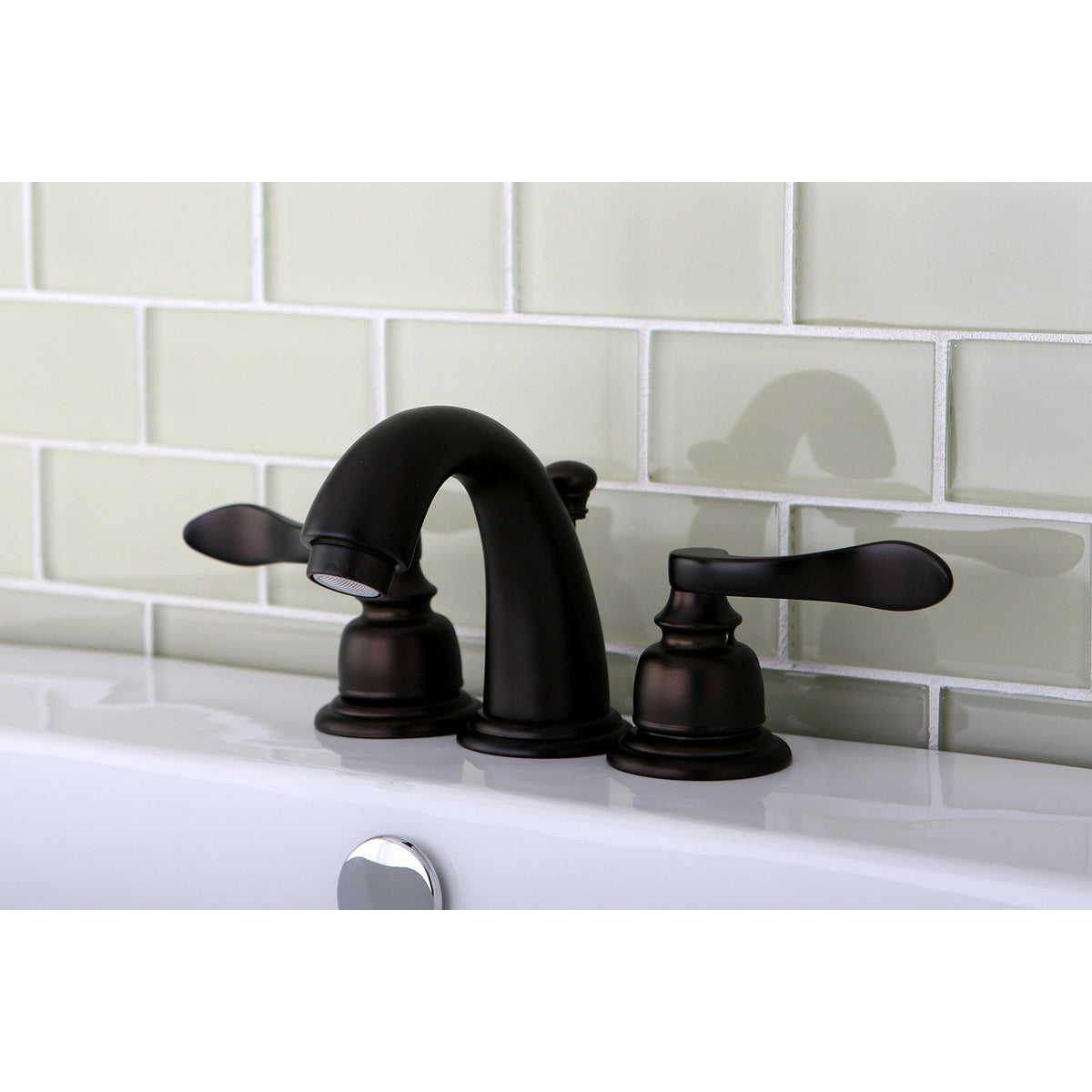 NuWave French Widespread Bathroom Faucet with Pop-Up Drain in Oil Rubbed Bronze