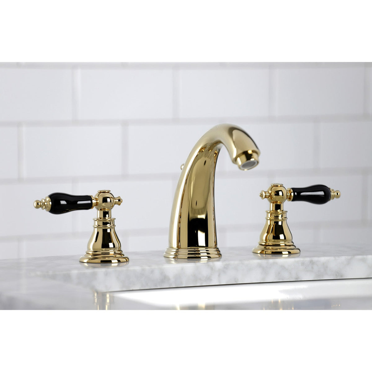 Duchess Widespread Bathroom Faucet with Pop-Up Drain in Polished Brass