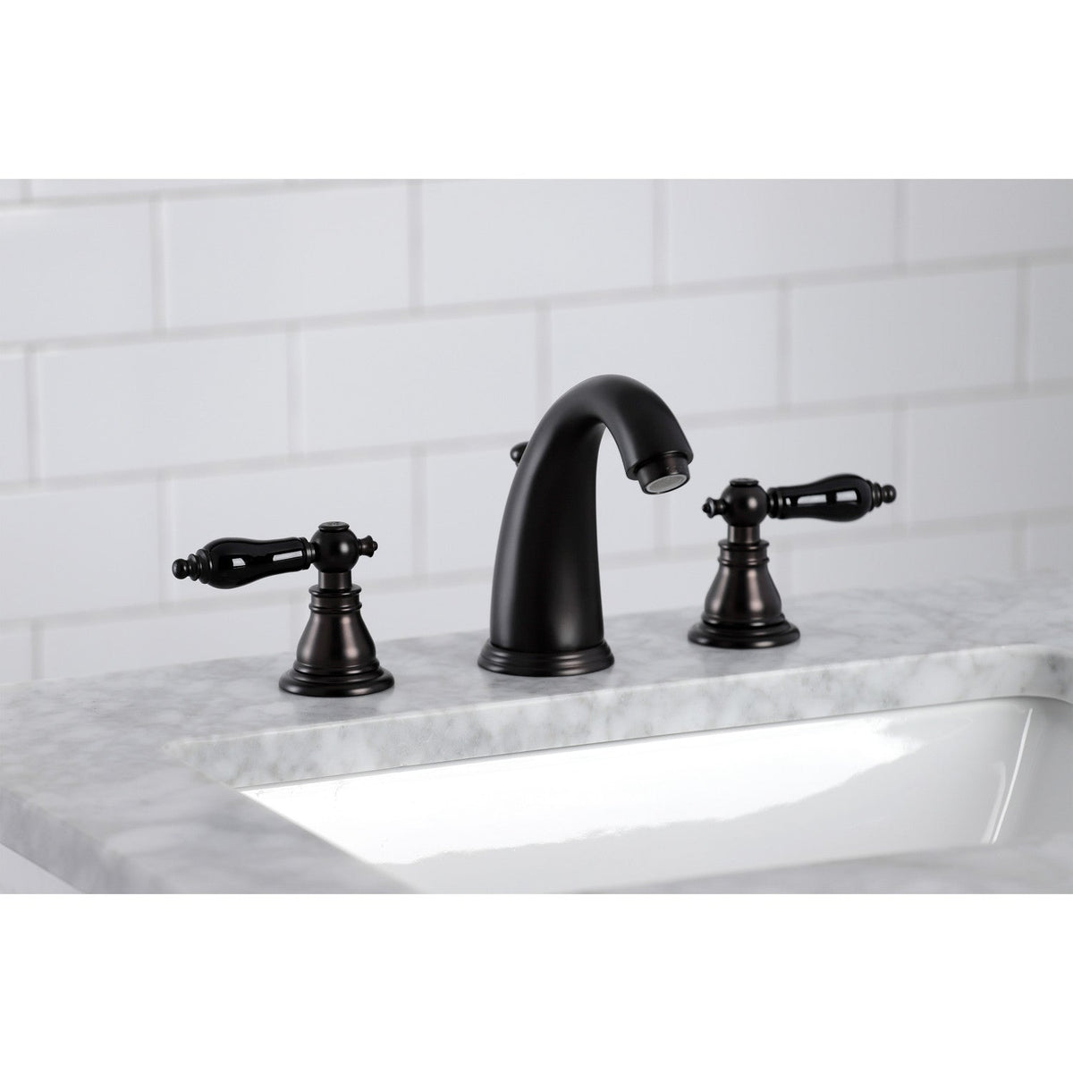 Duchess Widespread Bathroom Faucet with Pop-Up Drain in Oil Rubbed Bronze
