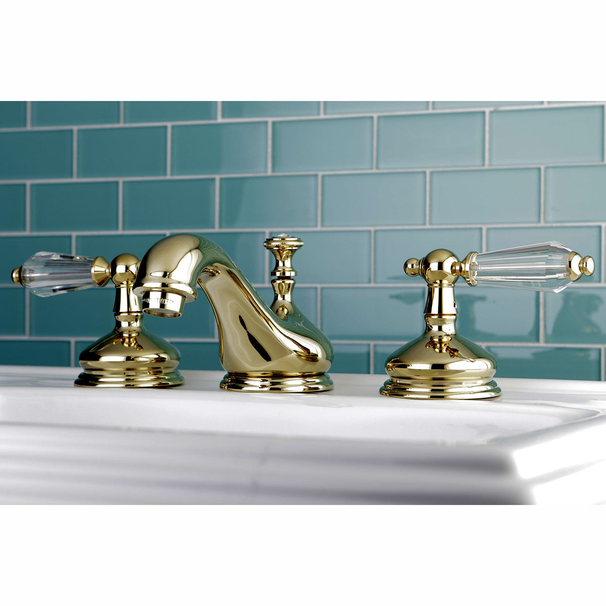 Wilshire Widespread Bathroom Faucet with Brass Pop-Up in Polished Brass