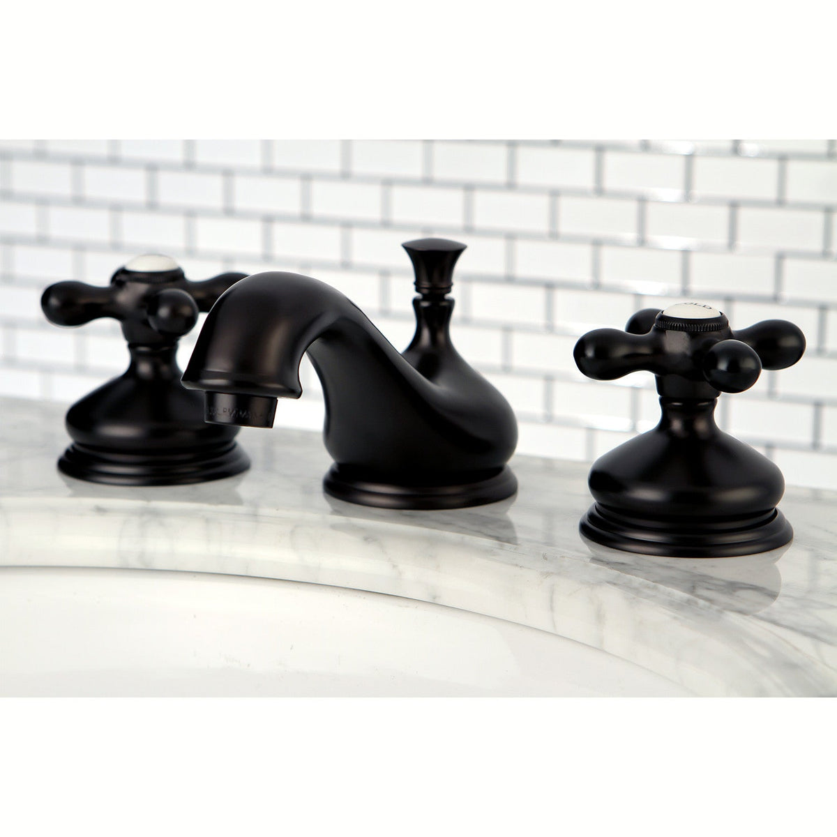 Heritage Widespread Bathroom Faucet with Brass Pop-Up in Oil Rubbed Bronze