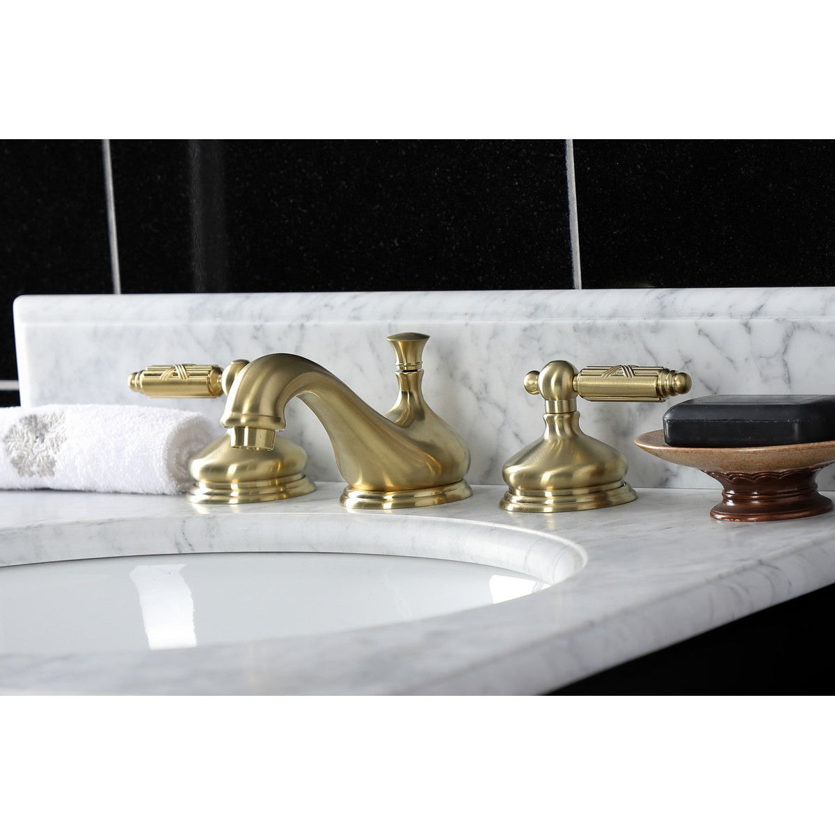 Georgian Widespread Bathroom Faucet with Brass Pop-Up in Brushed Brass