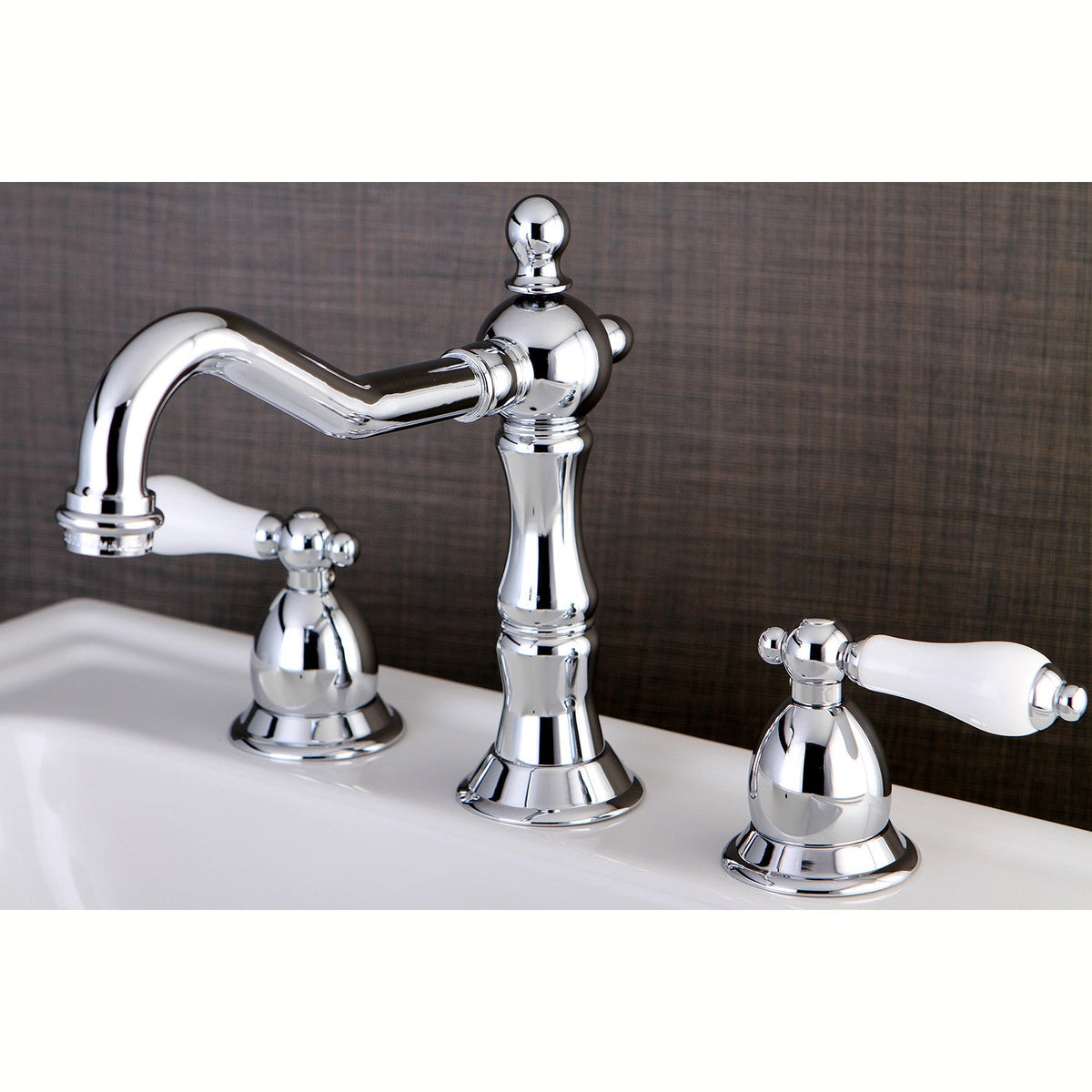 Heritage Widespread Bathroom Faucet with Brass Pop-Up in Polished Chrome