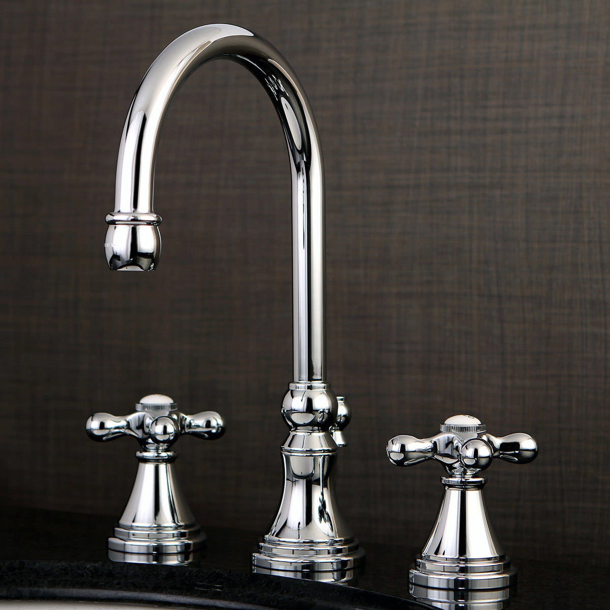 Governor Widespread Bathroom Faucet with Brass Pop-Up in Polished Chrome