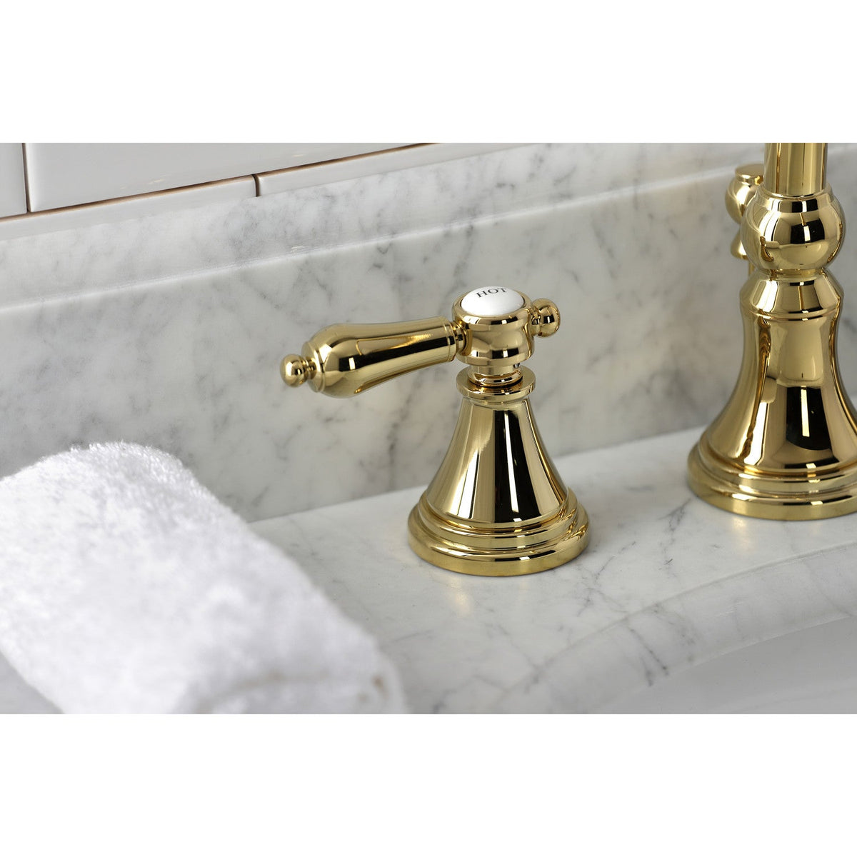 Heirloom Widespread Bathroom Faucet with Brass Pop-Up in Polished Brass