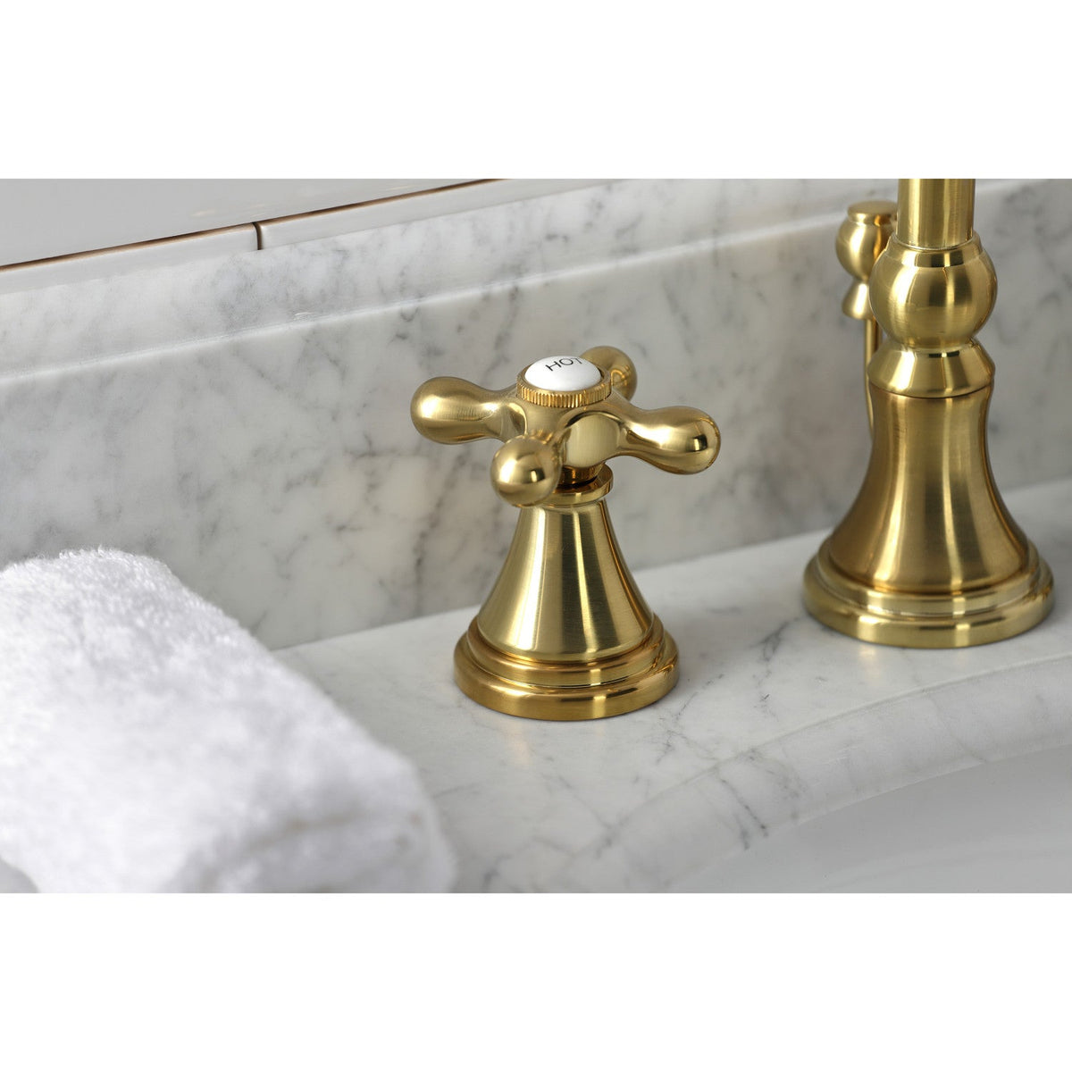 Governor Widespread Bathroom Faucet with Brass Pop-Up in Brushed Brass