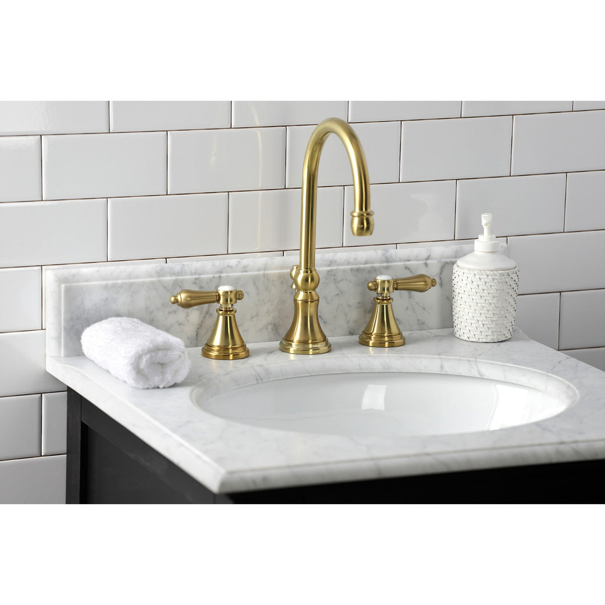 Heirloom Widespread Bathroom Faucet with Brass Pop-Up in Brushed Brass