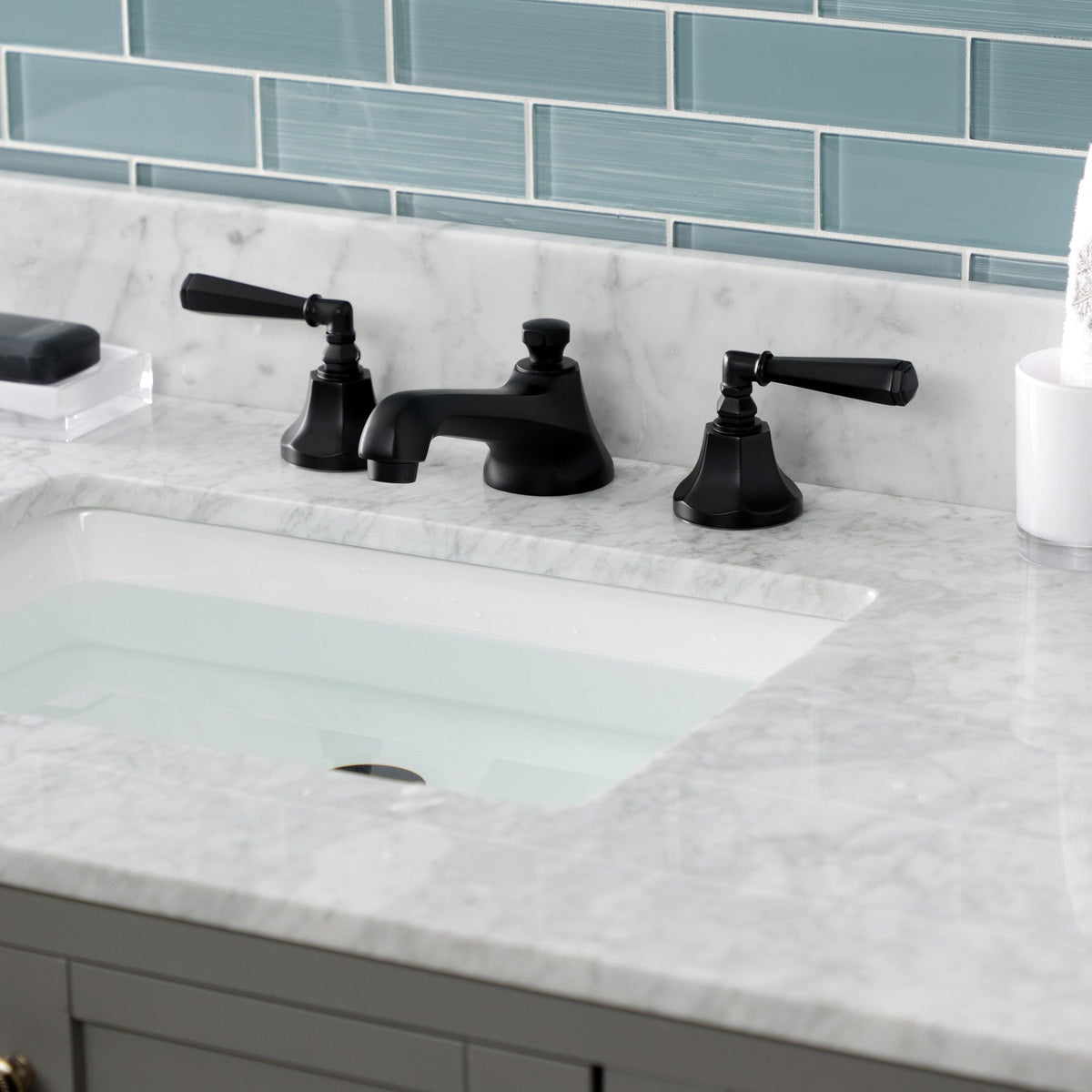 Metropolitan Widespread Bathroom Faucet with Brass Pop-Up in Matte Black