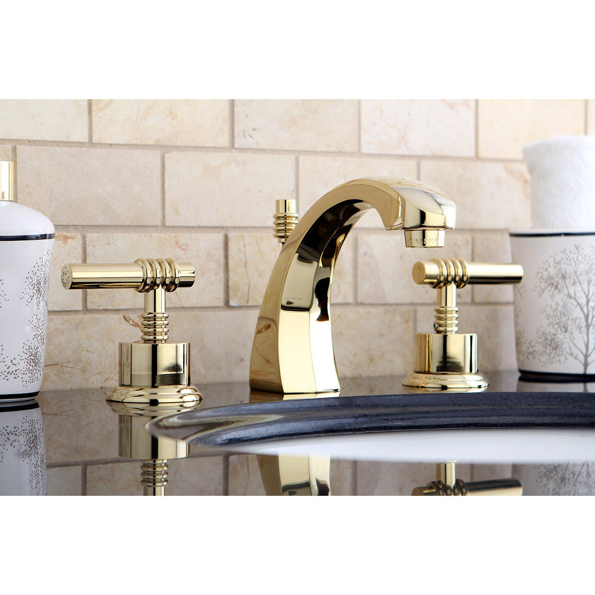 Milano Widespread Bathroom Faucet with Brass Pop-Up in Polished Brass