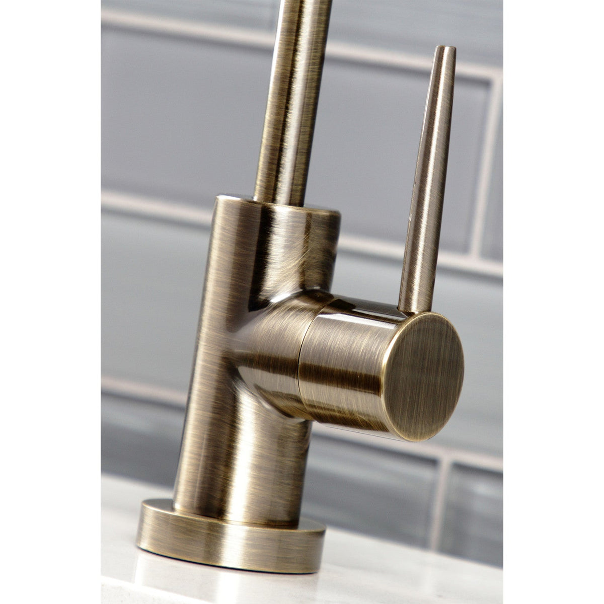 New York Single-Handle Cold Water Filtration Faucet in Antique Brass