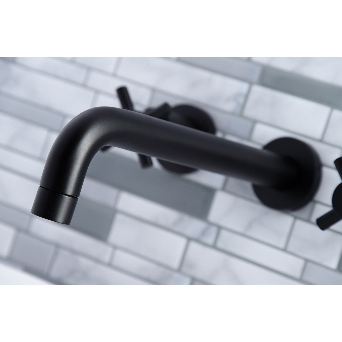 Concord Two-Handle Wall Mount Roman Tub Faucet in Matte Black