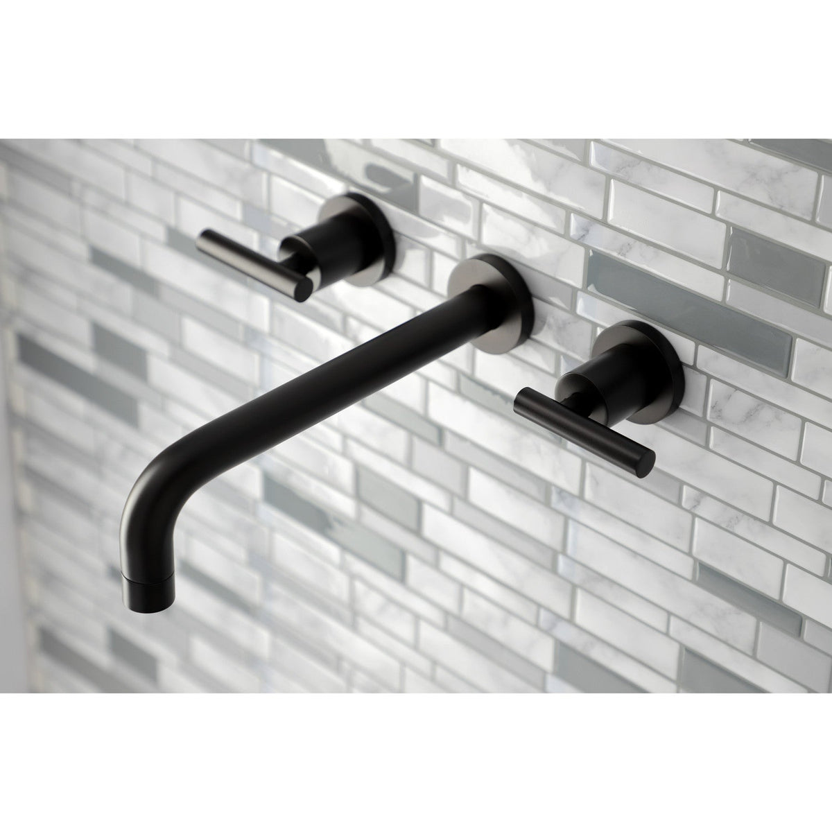 Manhattan Two-Handle Wall Mount Roman Tub Faucet in Oil Rubbed Bronze