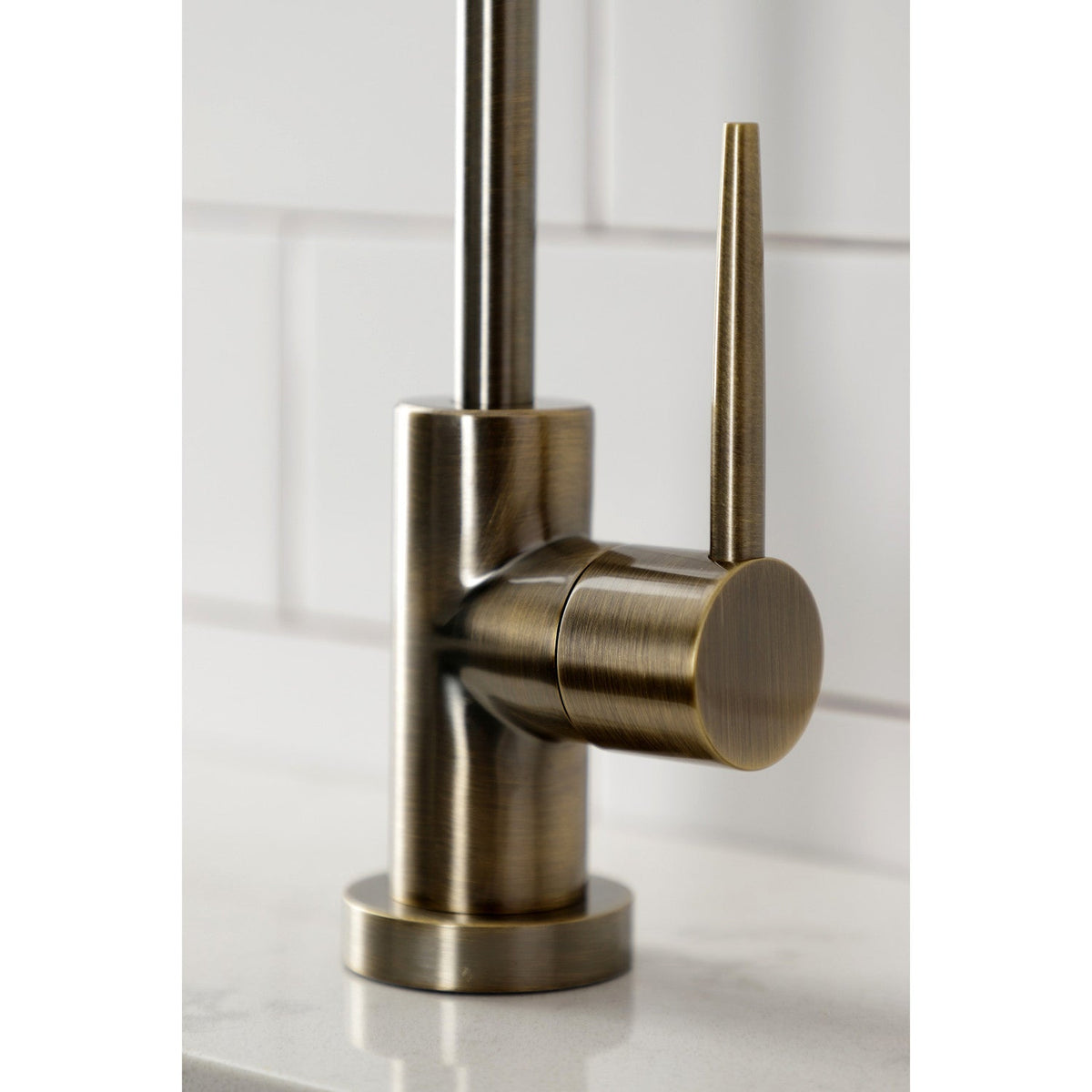 New York Single-Handle Cold Water Filtration Faucet in Antique Brass
