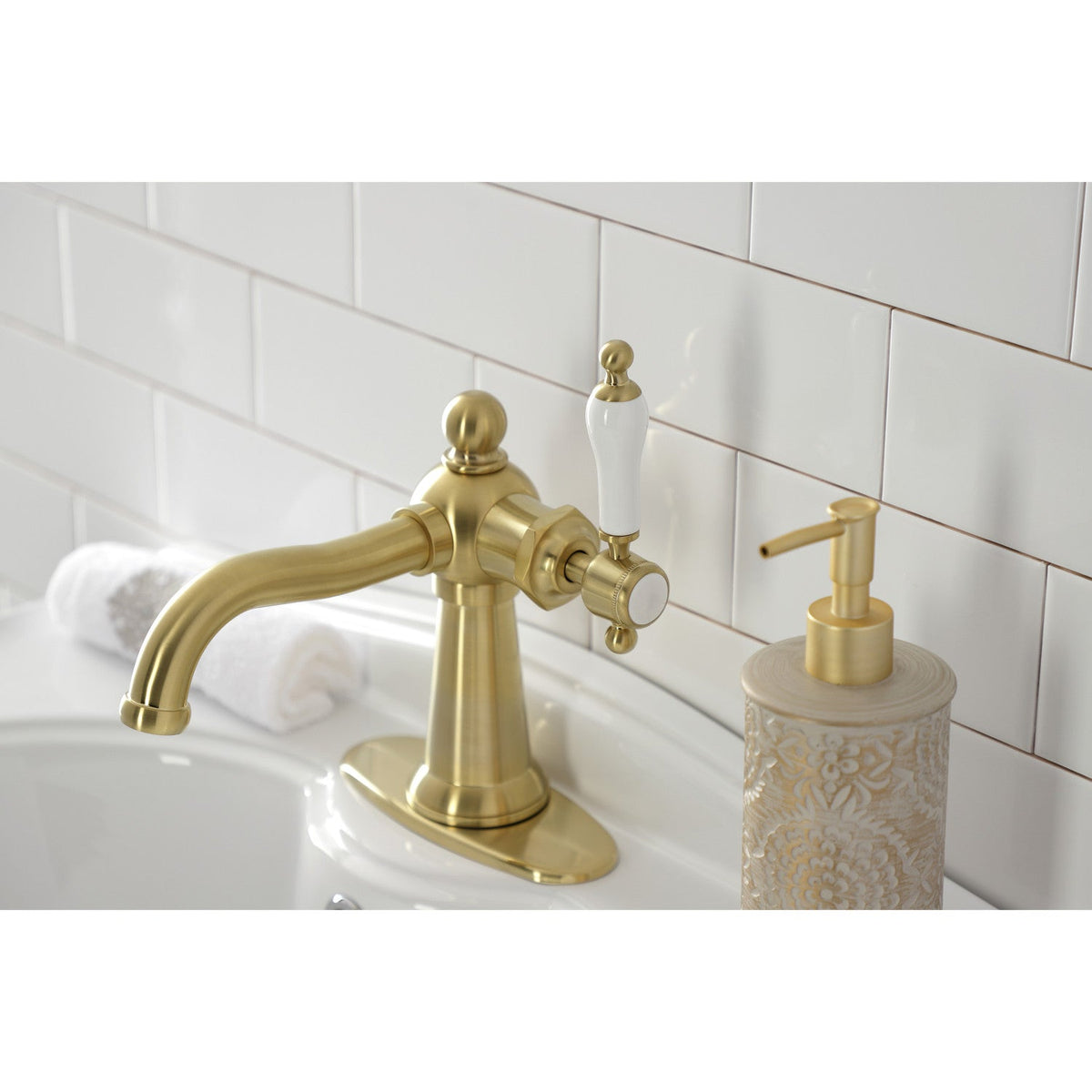 Nautical One-Handle Single-Hole Bathroom Faucet with Deck Plate and Push Pop-Up Drain in Brushed Brass
