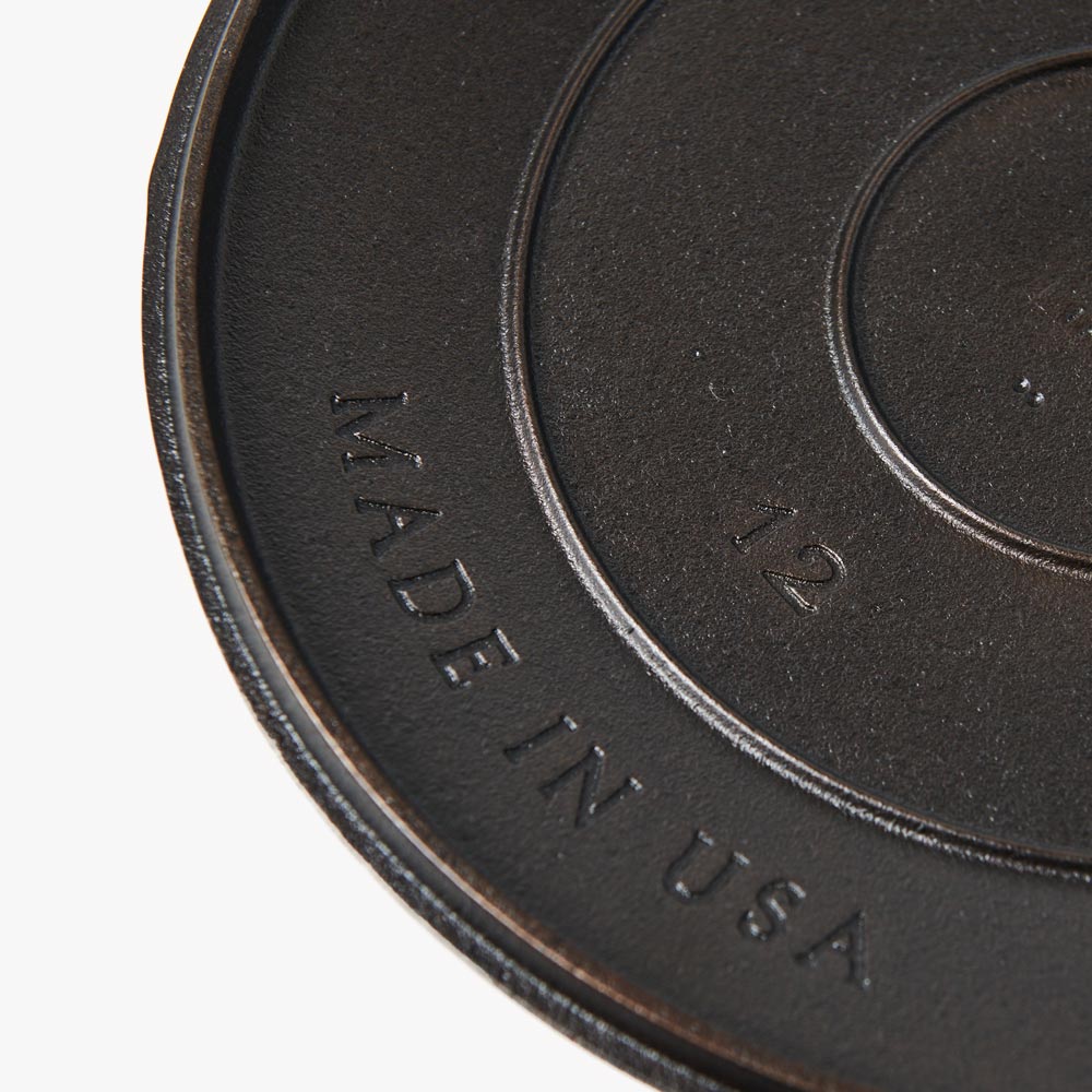 Cast iron lid rim with embossed Field Company and 13 3/8 in text