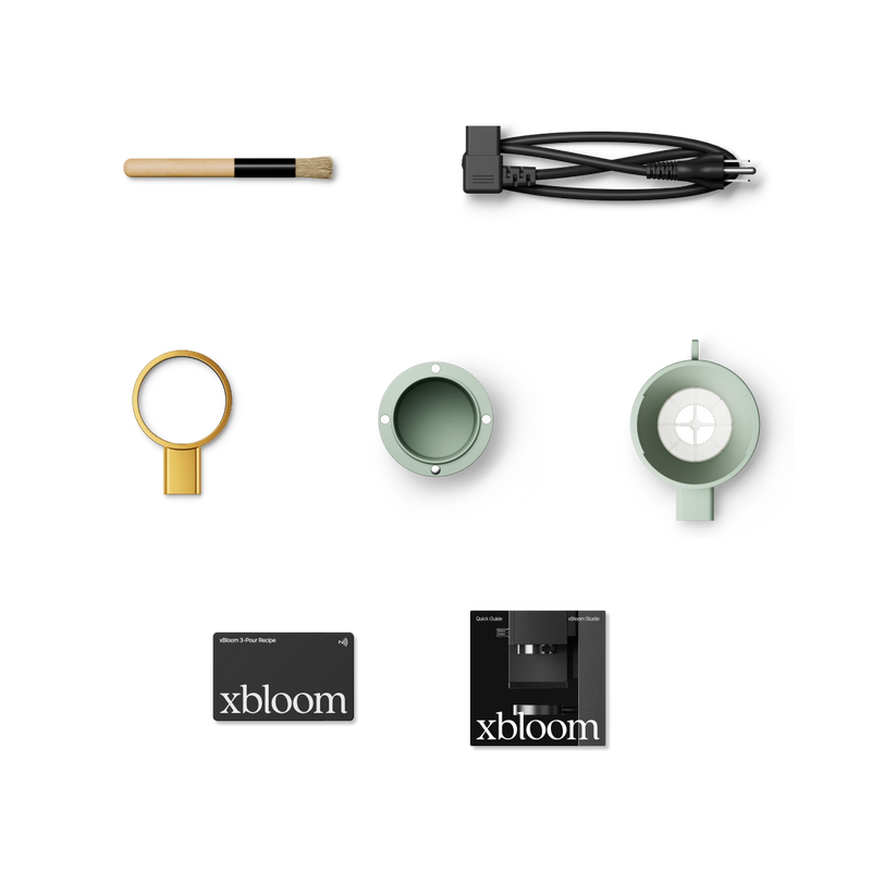 xBloom Studio Smart Automatic Pour Over Coffee Maker with Built-in Grinder and Scale