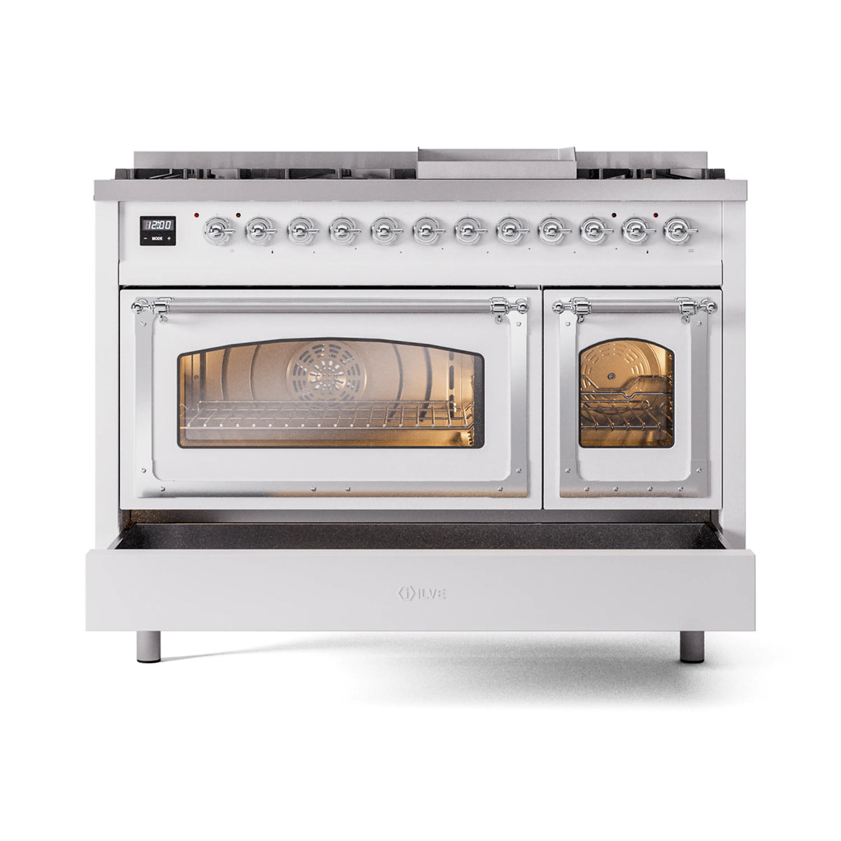 White dual fuel range with two oven windows and chrome control knobs