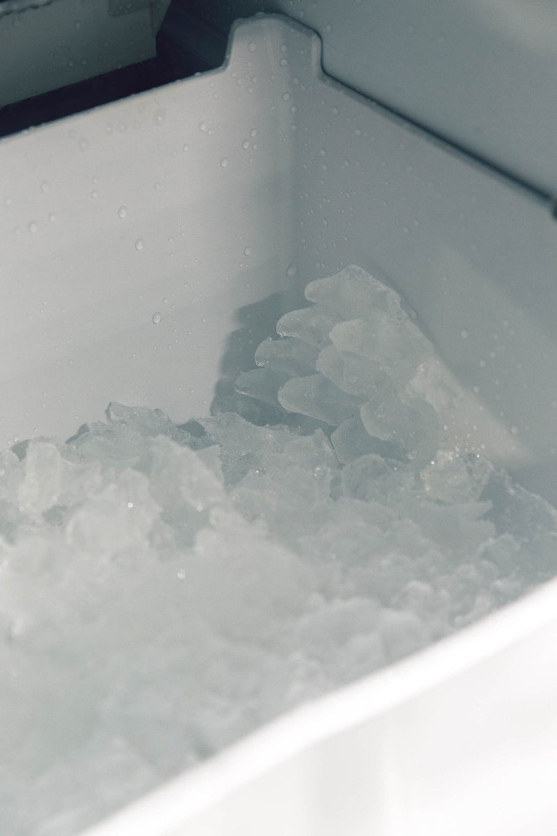 U-Line 60 Lb. 15-Inch Outdoor Rated Clear Ice Maker With Gravity