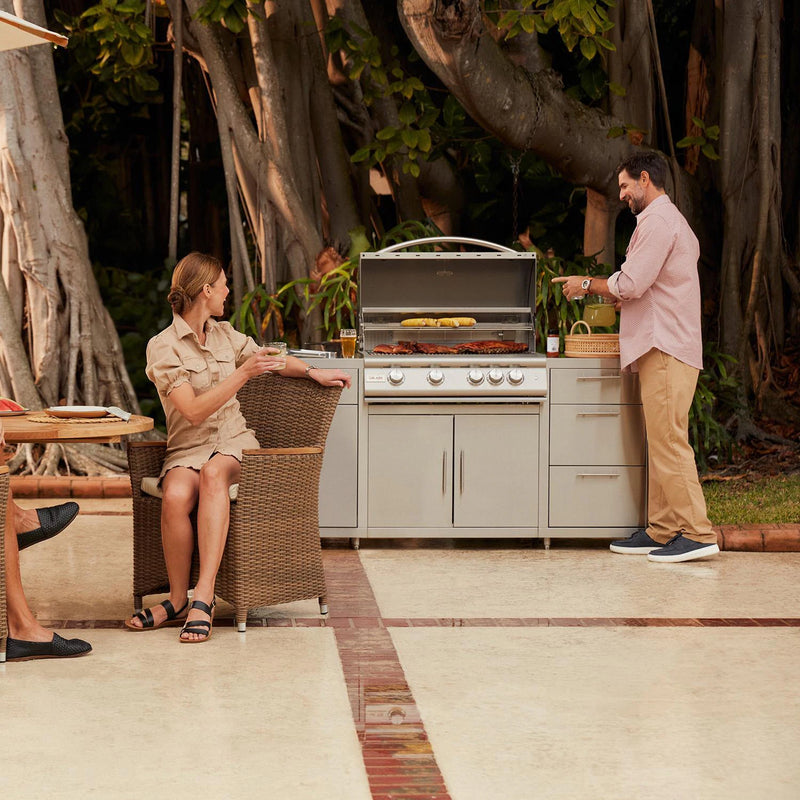 Blaze 6 ft BBQ Island with Premium 32-Inch LTE Series Natural Gas Grill in Stainless Steel (BLZ-SS-ISLAND-4LTE2-NG)