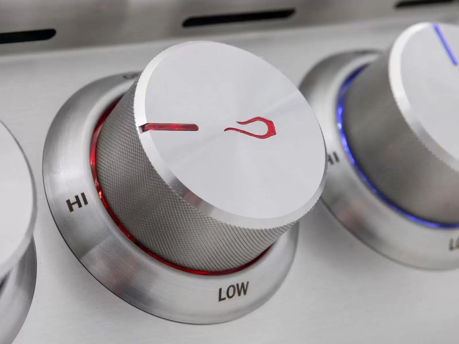 Stainless grill burner control knob with HI and LOW indicators