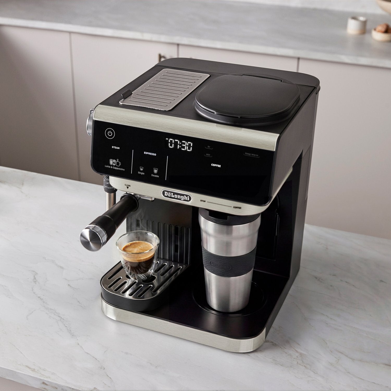 De'Longhi All-in-One Combination Coffee and Espresso Machine with Manual Steam Wand in Black (COM630BK) - image 28