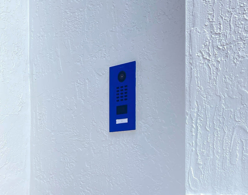 DoorBird D2101V IP Video Door Station, 1 Call Button in Ultramarine Blue, RAL 5002