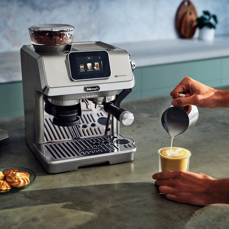 De'Longhi Dedica La Specialista Touch Espresso Machine with Cold Brew. Latte Art in Green (EC9455M)