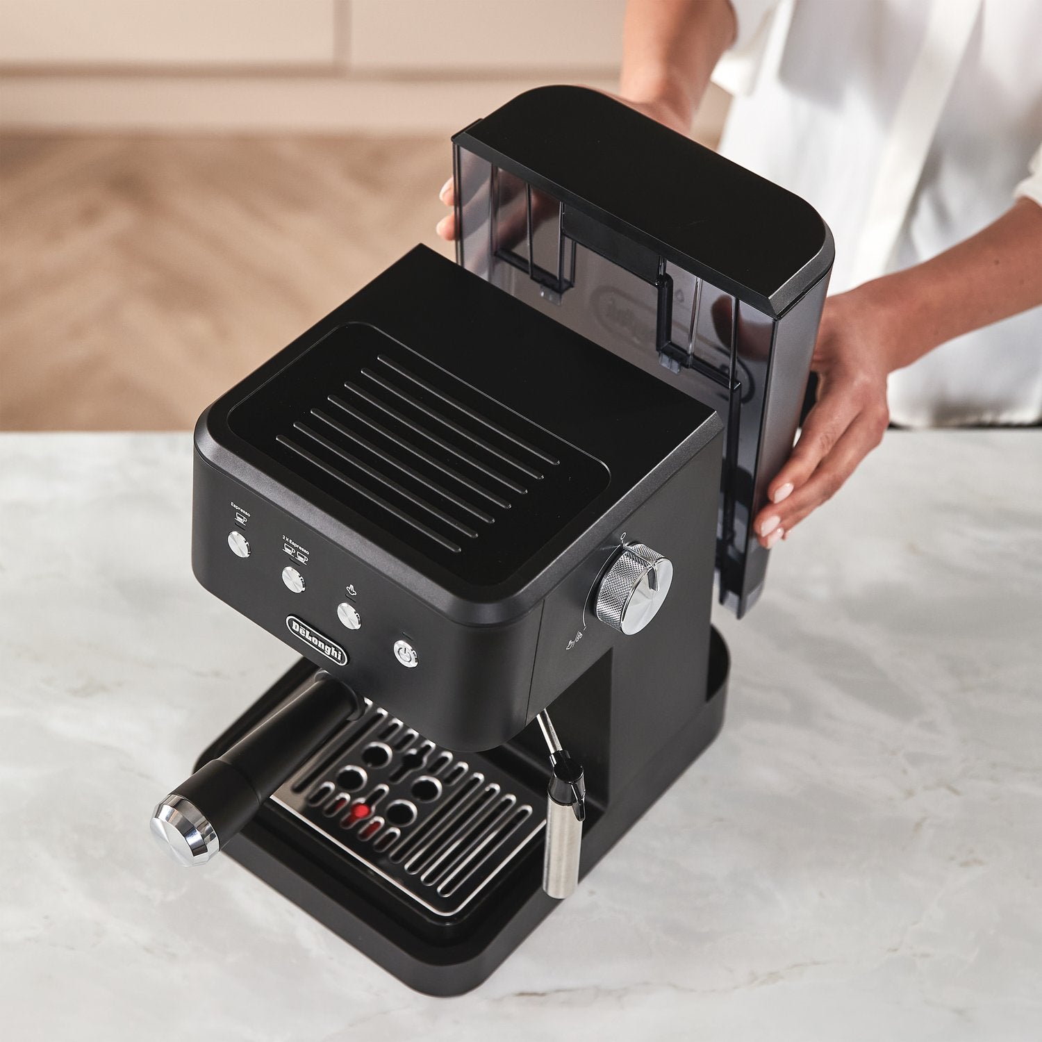 De'Longhi 15 Bar Pump Manual Espresso Machine in Matte Black (EM350BK) - image 19