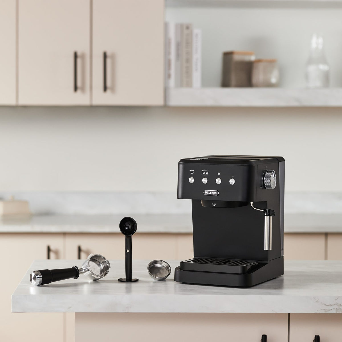 De'Longhi 15 Bar Pump Manual Espresso Machine in Matte Black (EM350BK) - image 14