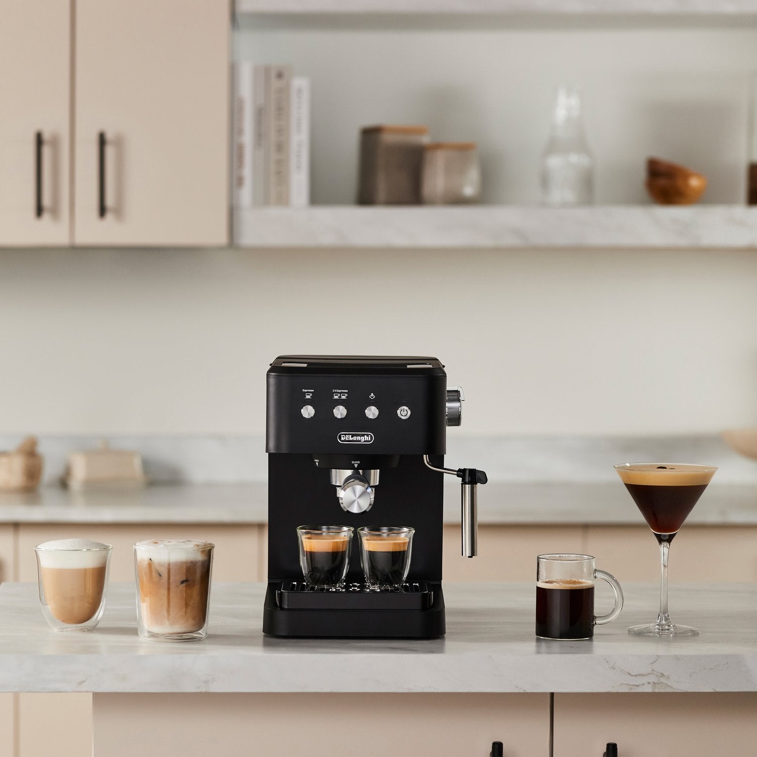 De'Longhi 15 Bar Pump Manual Espresso Machine in Matte Black (EM350BK) - image 15