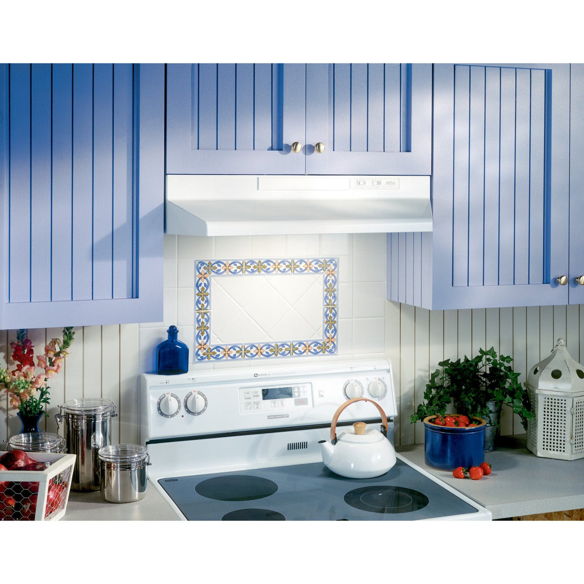 Broan-NuTone 36-Inch 230 CFM Convertible Under Cabinet Range Hood in White (F403611)