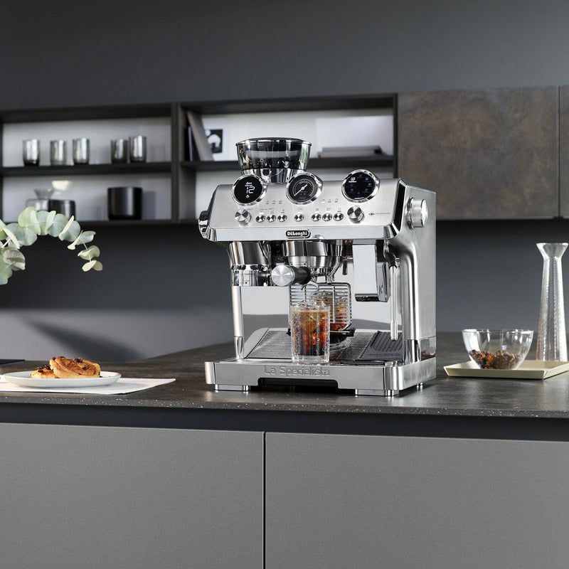 De'Longhi La Specialista Maestro Espresso Machine with LatteCrema in Stainless Steel (EC9885M)