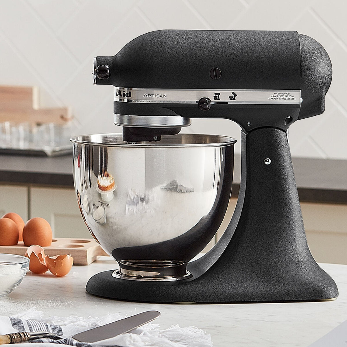 KitchenAid Artisan 5 Quart Tilt-Head Stand Mixer in Cast Iron Black (K