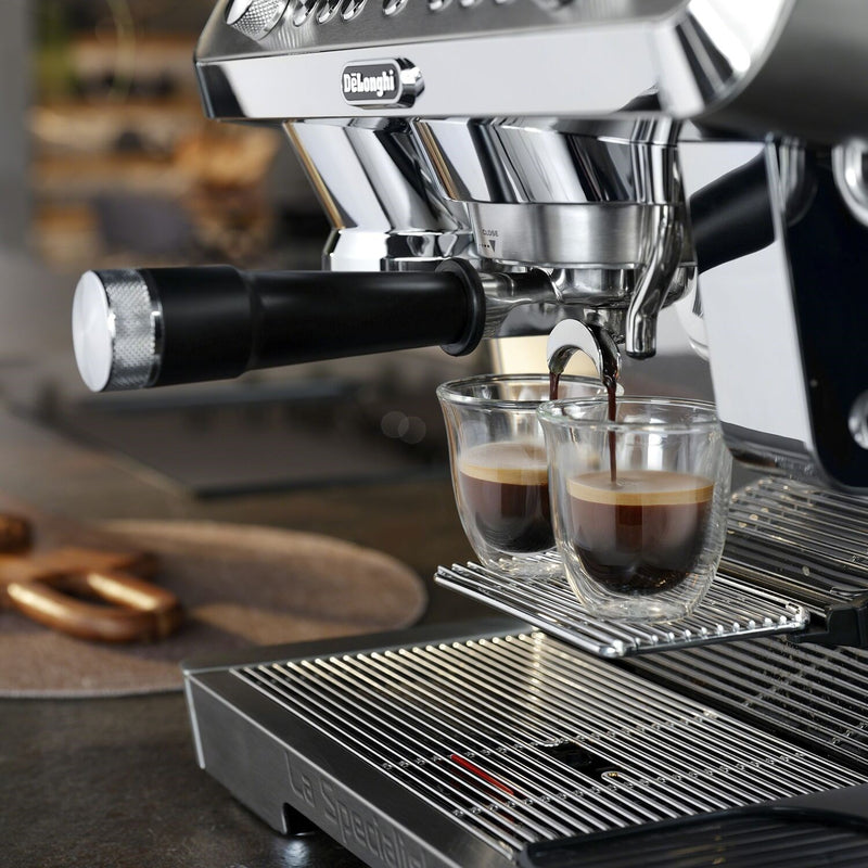 De'Longhi La Specialista Maestro Espresso Machine with LatteCrema in Stainless Steel (EC9885M)