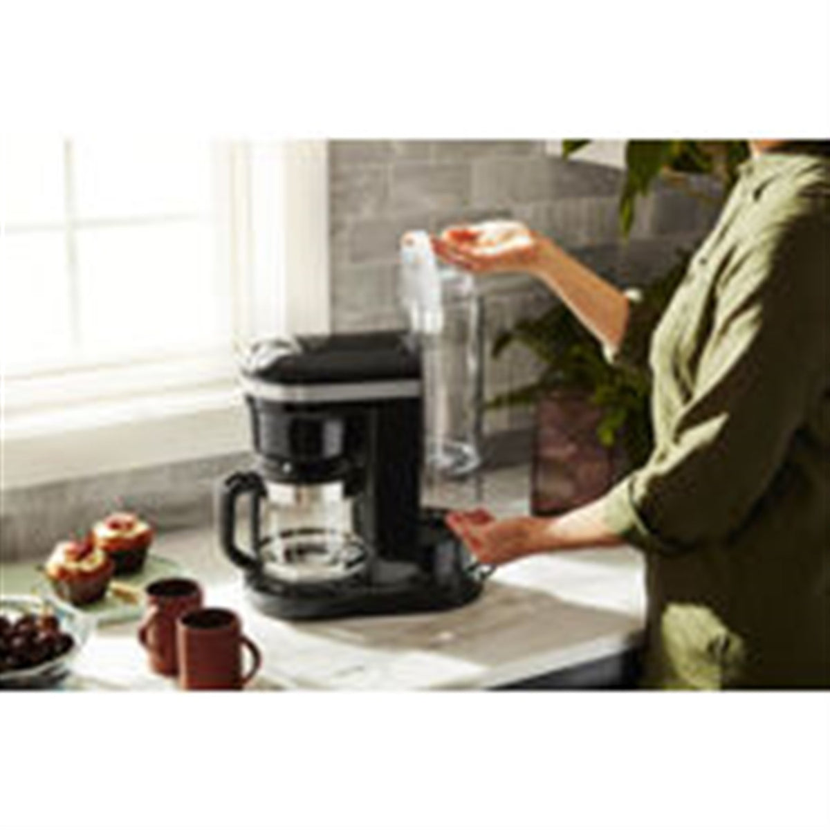 KitchenAid 12-cup drip coffee brewer, Onyx black, with filter basket and water tank