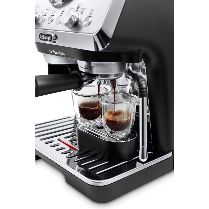 De'Longhi La Specialista Arte 19 Bar Pump Espresso Machine in Stainless and Black (EC9155MB)