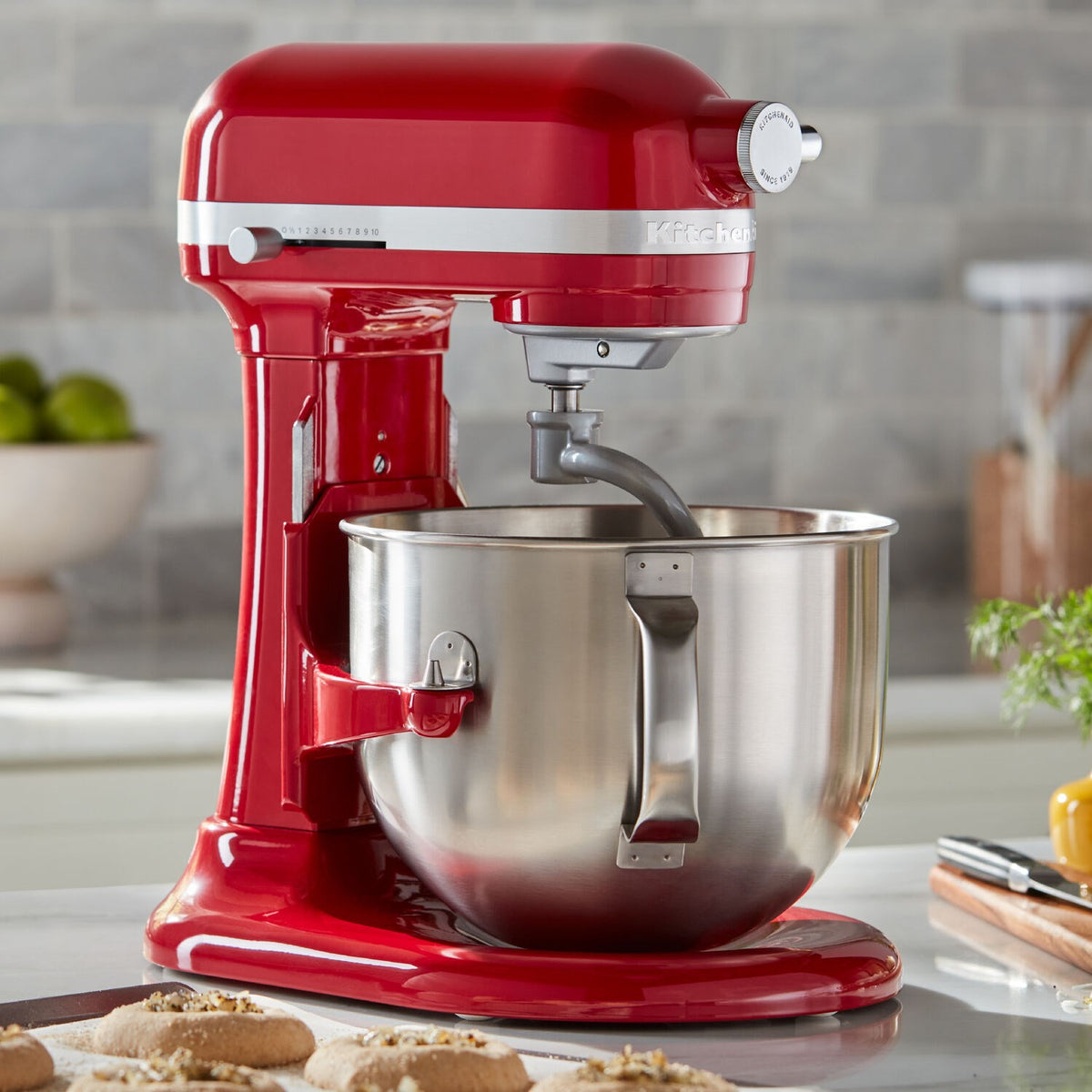 KitchenAid Stand Mixer, 7-Quart Bowl Lift, 11 Speeds in Empire Red (KS