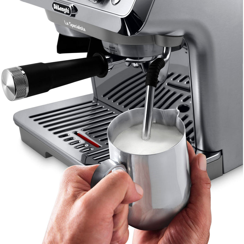 De'Longhi La Specialista Arte 19 Bar Pump Espresso Machine (EC9155M)