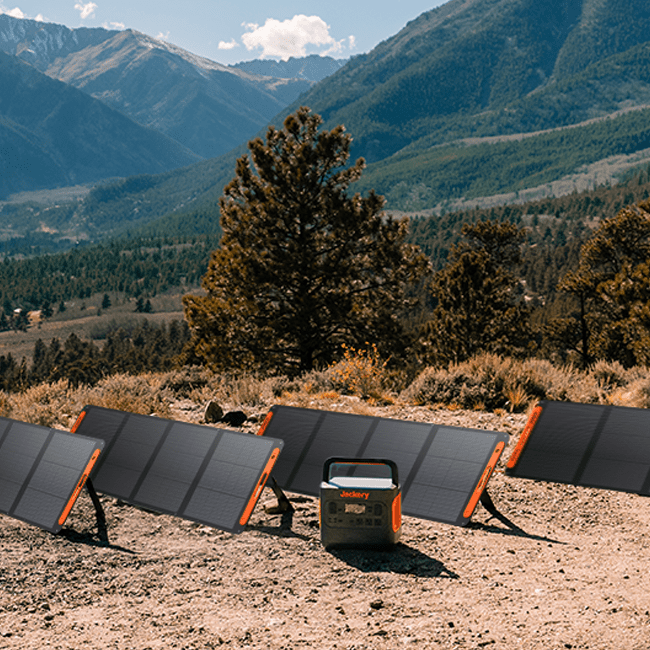 Jackery SolarSaga 200W Portable Solar Panel,IP68 Foldable Bifacial Solar Panels,Compatible with Jackery Explorer Power Station and Solar Generator,for Rooftops Outdoor Camping Off-Grid and RVs