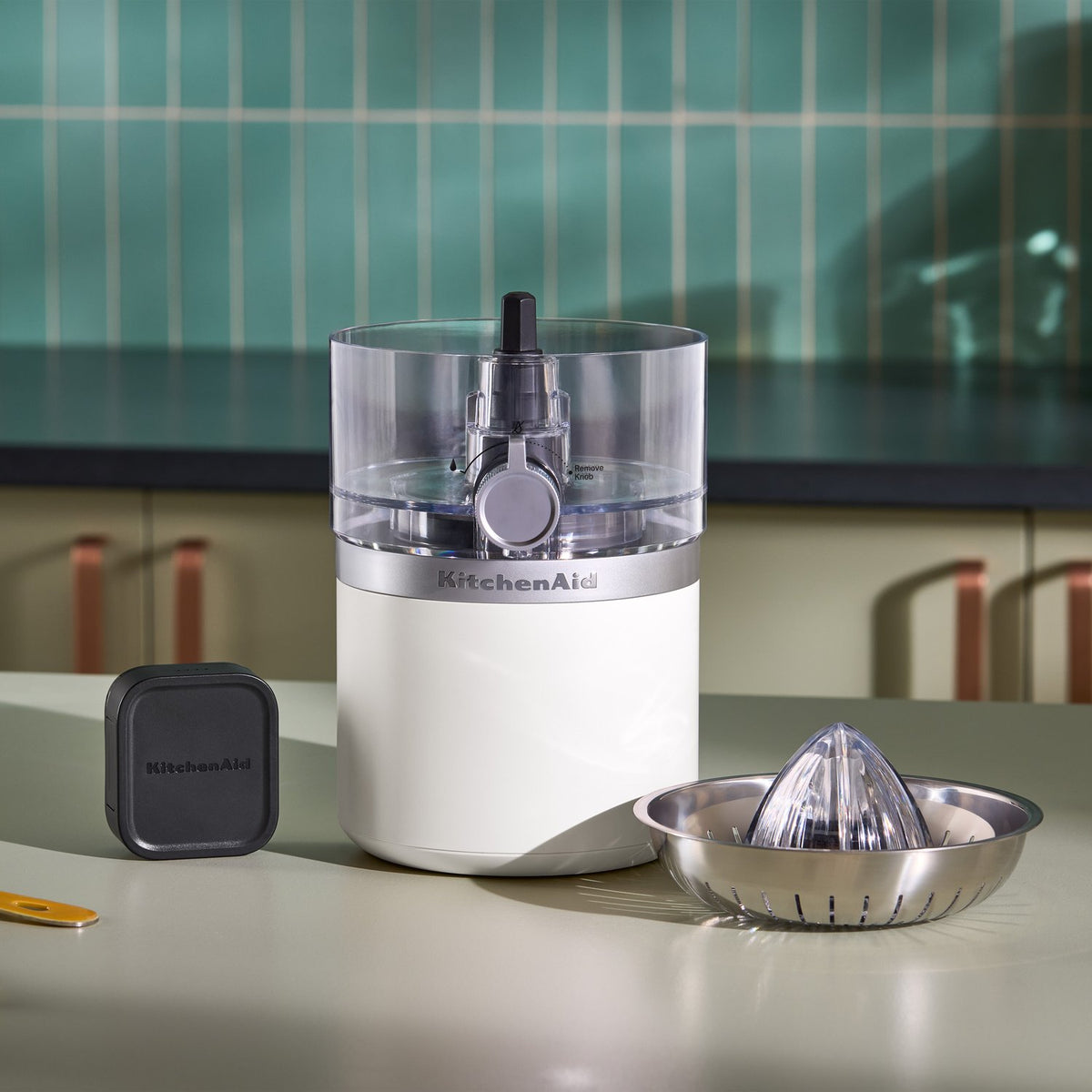 KitchenAid Cordless Go Citrus Juicer w/o Battery in Porcelain (KCJR160PL) - image 8
